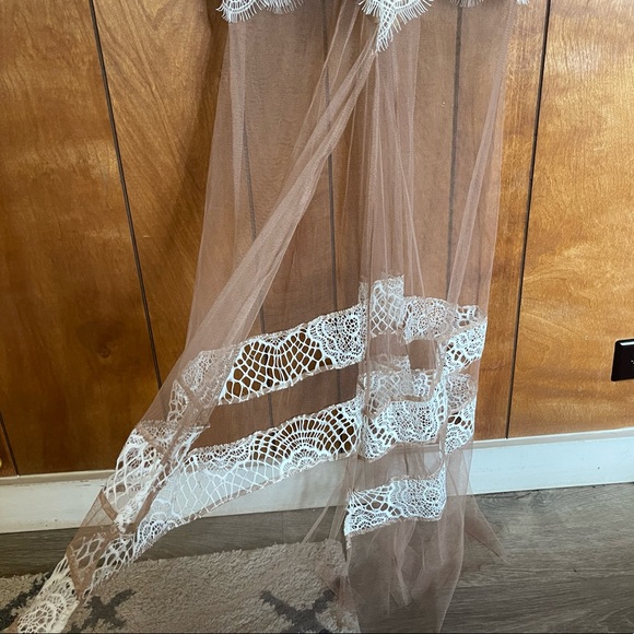 Rare For Love and Lemons Antigua Lace Sheer Maxi Dress White Nude XS EUC - Picture 12 of 14